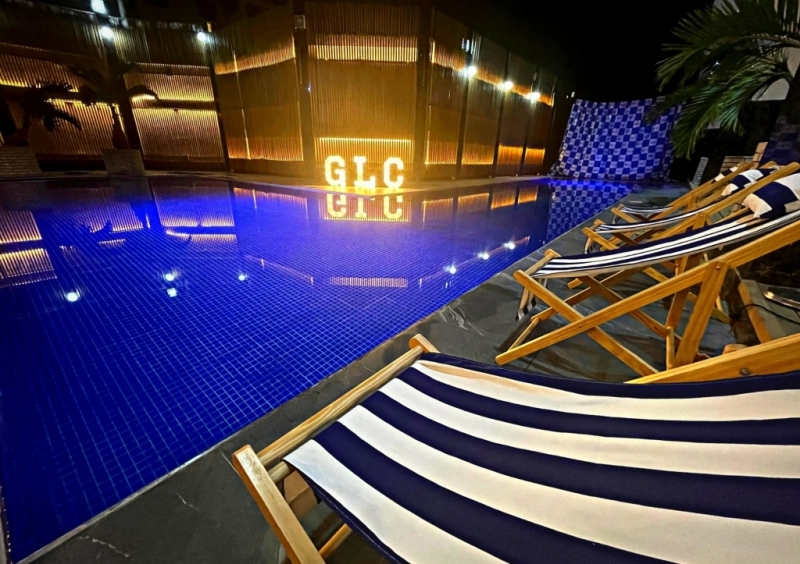 フィリピン留学 Cebu21 - GLC-Swimming Pool-14
